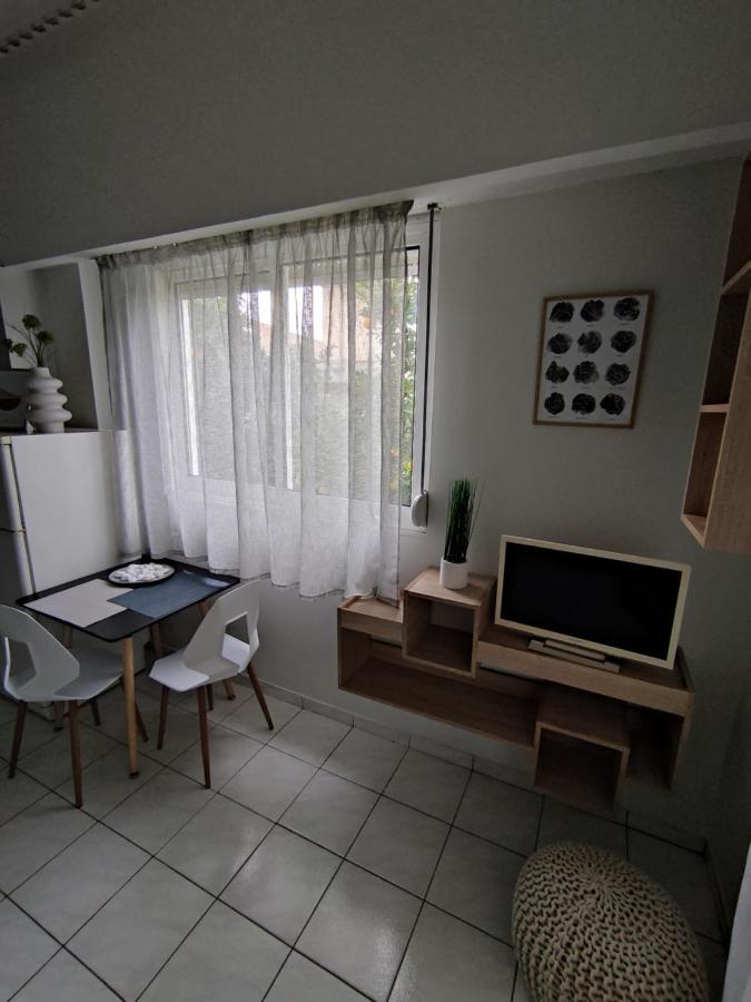 D&D Studio Apartment Pyrgos  Exterior photo